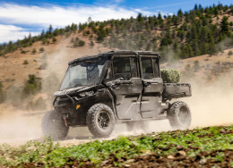 CAN-AM TRAXTER 2025